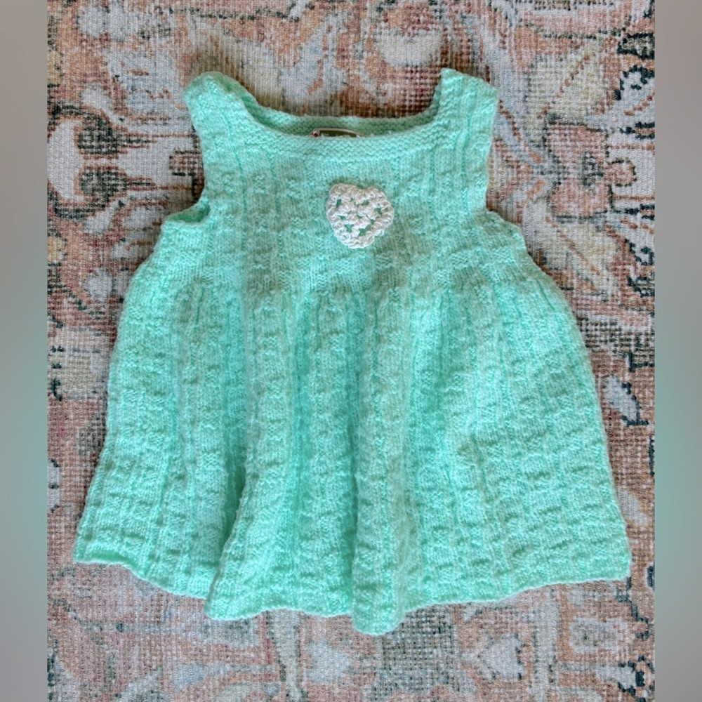 🌿 👼Vintage Handmade Knitted Baby Dresses - Picture 7 of 15